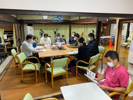 ���n�E�A�g���1��